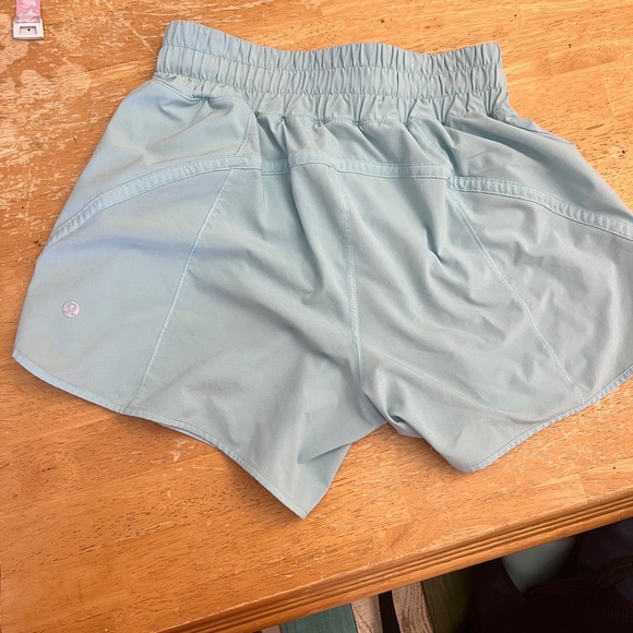 lululemon track that shorts - Picture 2 of 3